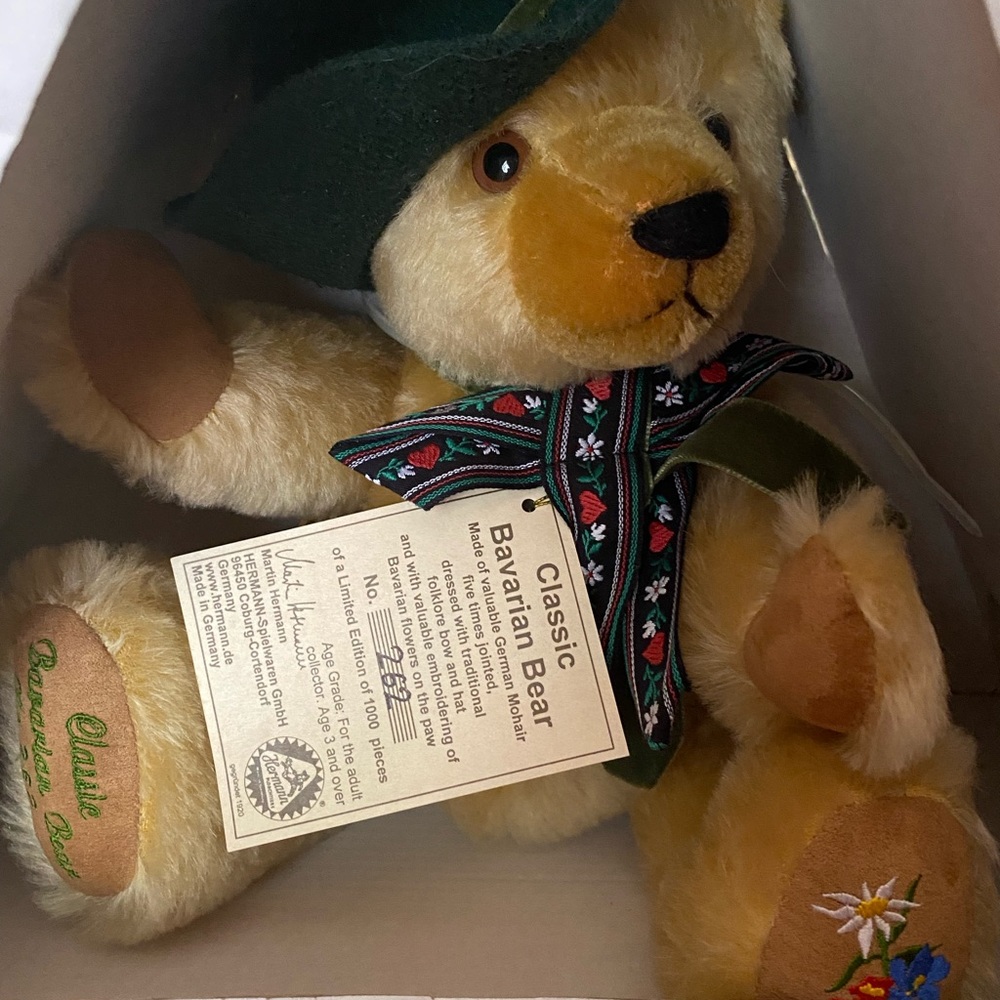 Herman Teddy Bear vintage Classic Bavarian Bear Folk wear - Picture 5 of 6